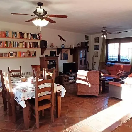 Villa La Higuera De Gredos à Higuera de las Dueñas Extérieur photo