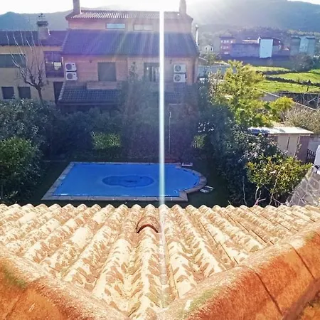 Villa La Higuera De Gredos à Higuera de las Dueñas Extérieur photo