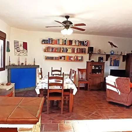Villa La Higuera De Gredos à Higuera de las Dueñas Extérieur photo